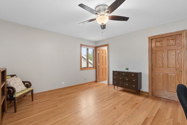 7202 Gold Grove Place, Darien, IL 60561