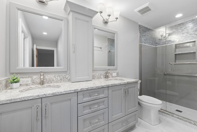 7202 Gold Grove Place, Darien, IL 60561
