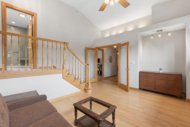 7202 Gold Grove Place, Darien, IL 60561