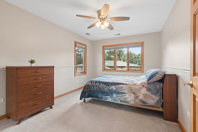 7202 Gold Grove Place, Darien, IL 60561