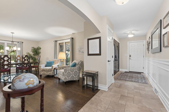 7202 Gold Grove Place, Darien, IL 60561