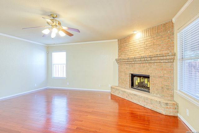 9008 Privilege Point, Converse, TX 78109