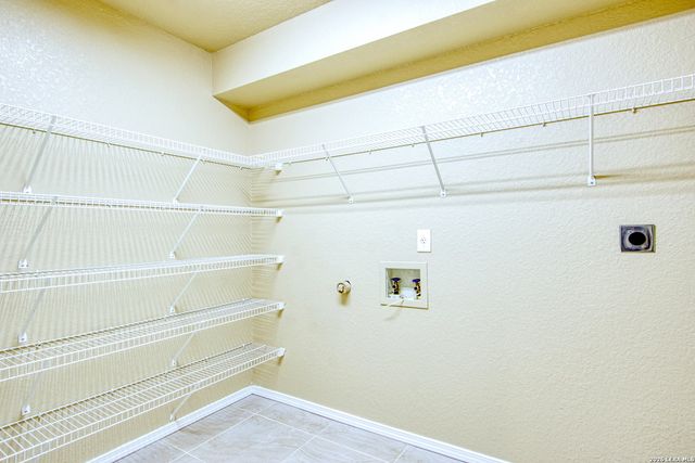 9008 Privilege Point, Converse, TX 78109