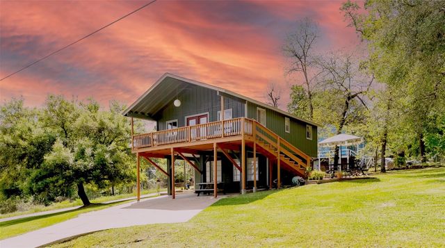 581 Northwood Drive, Point Blank, TX 77364