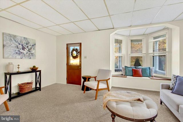 17 MANCHESTER ST, Glen Rock, PA 17327