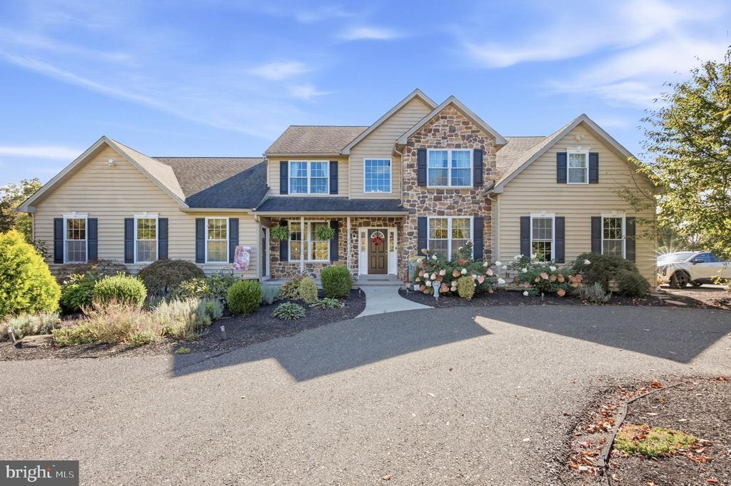 2180 MILLER RD, East Greenville, PA 18041 — exterior