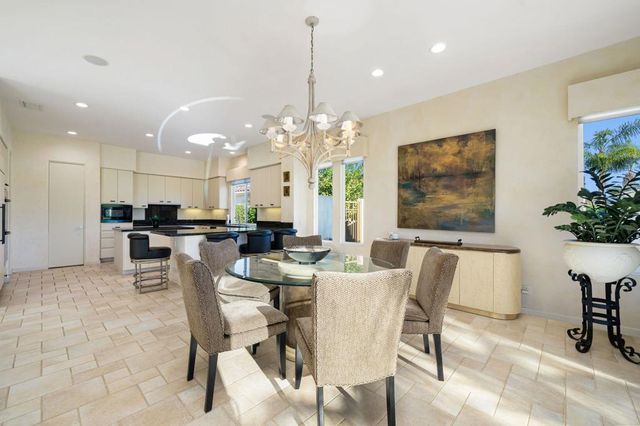 443 Tomahawk Drive, Palm Desert, CA 92211