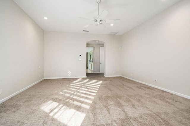 443 Tomahawk Drive, Palm Desert, CA 92211