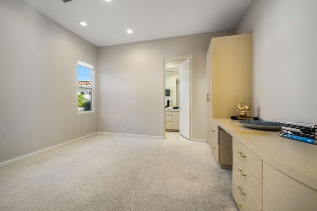 443 Tomahawk Drive, Palm Desert, CA 92211