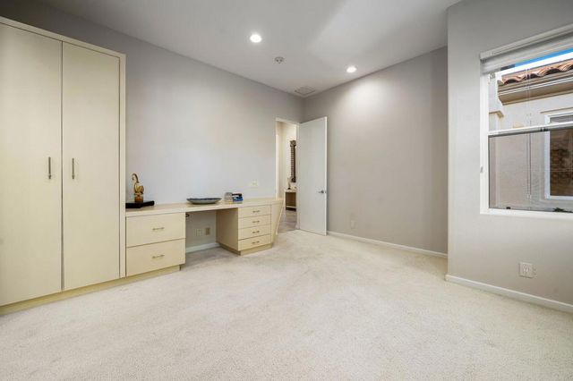 443 Tomahawk Drive, Palm Desert, CA 92211