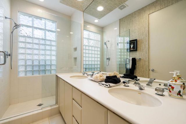 443 Tomahawk Drive, Palm Desert, CA 92211