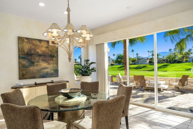 443 Tomahawk Drive, Palm Desert, CA 92211