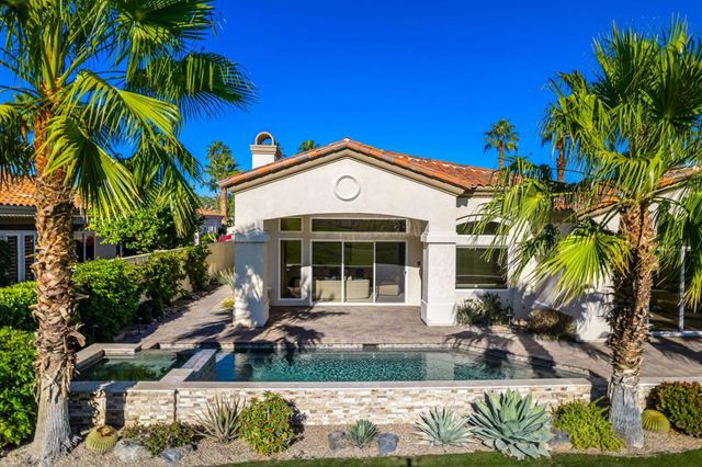 443 Tomahawk Drive, Palm Desert, CA 92211
