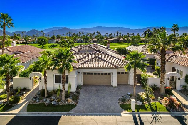 443 Tomahawk Drive, Palm Desert, CA 92211