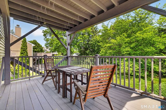 78 Turtle Bay Drive 78, Branford, CT 06405