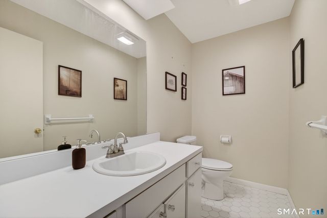 78 Turtle Bay Drive 78, Branford, CT 06405