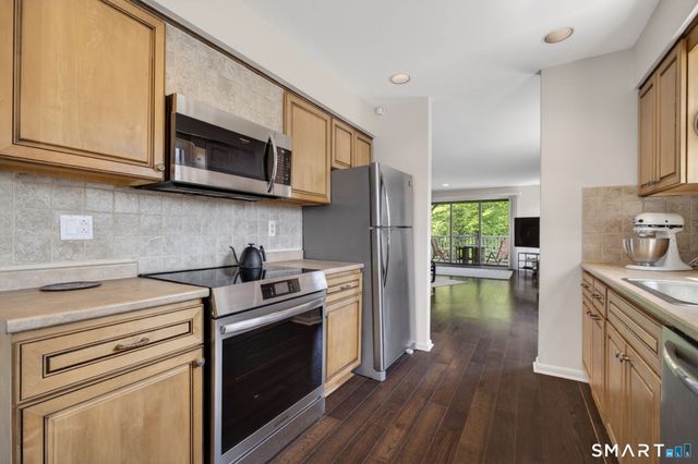 78 Turtle Bay Drive 78, Branford, CT 06405