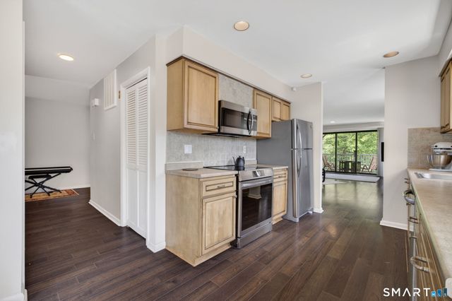 78 Turtle Bay Drive 78, Branford, CT 06405