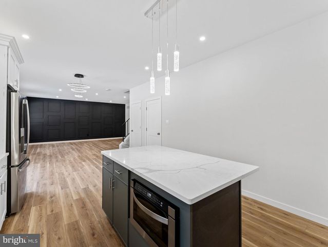 1795 COLES MILL RD, Franklinville, NJ 08322