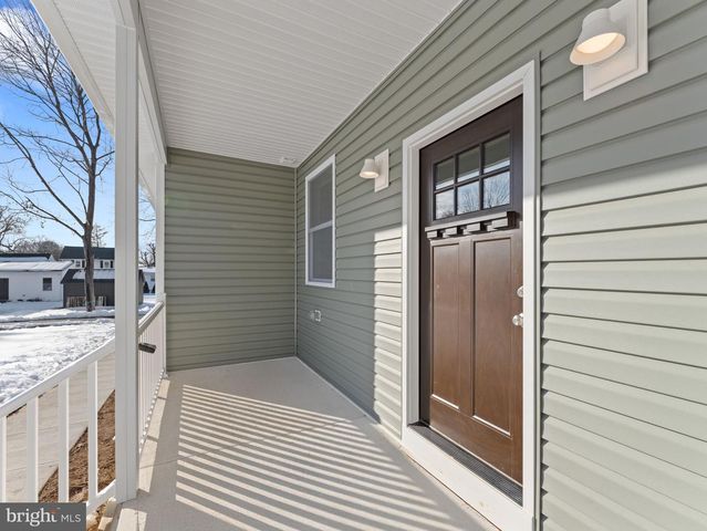 1795 COLES MILL RD, Franklinville, NJ 08322