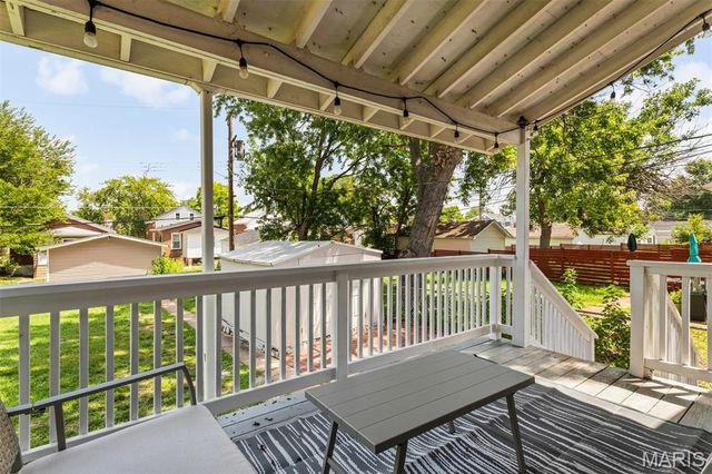 5157 Goethe Avenue, St Louis, MO 63109