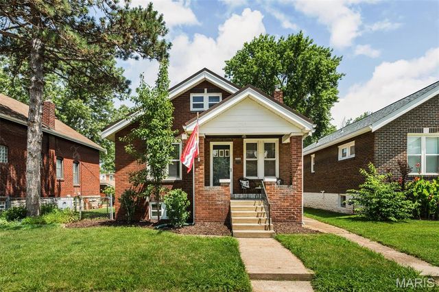 5157 Goethe Avenue, St Louis, MO 63109