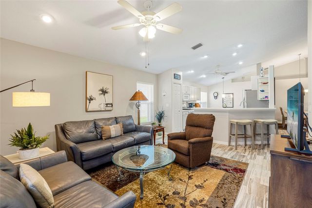 5113 FLAGSTONE DRIVE, Sarasota, FL 34238