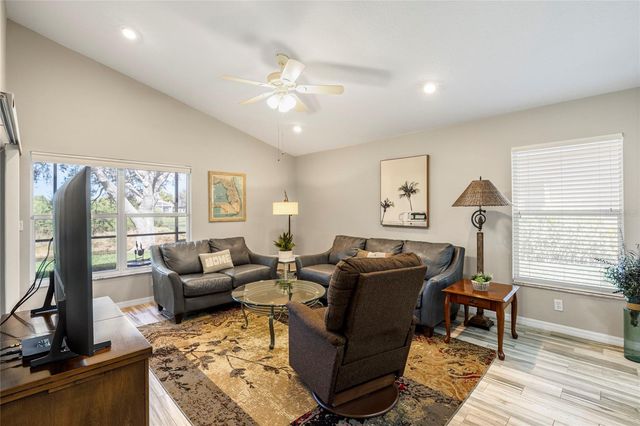 5113 FLAGSTONE DRIVE, Sarasota, FL 34238