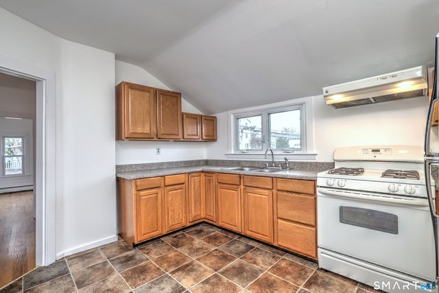 83 Hawley Avenue 2, Milford, CT 06460