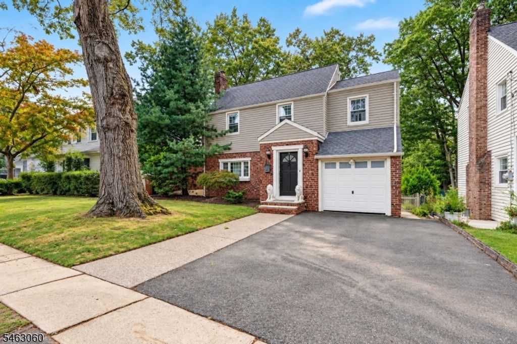 31 Freeman Pl, Nutley Twp., NJ 07110 — exterior