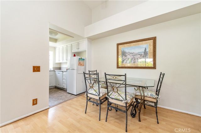 289 Stanford Court 52, Irvine, CA 92612