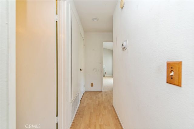 289 Stanford Court 52, Irvine, CA 92612