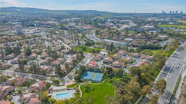 289 Stanford Court 52, Irvine, CA 92612