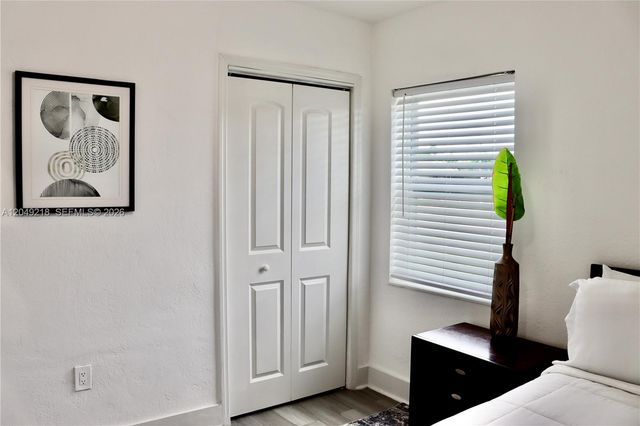 16201 NW 18th Pl, Miami Gardens, FL 33054