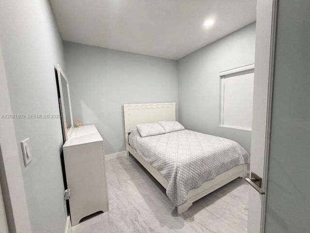6803 SW 158th Avenue rear, Miami, FL 33193