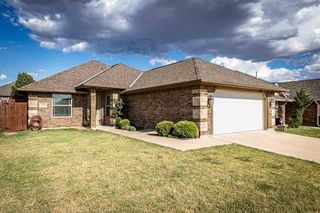 2308 SW 45th St, Lawton, OK 73505