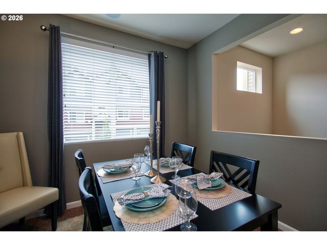10415 Ne AVERY Way, Hillsboro, OR 97006