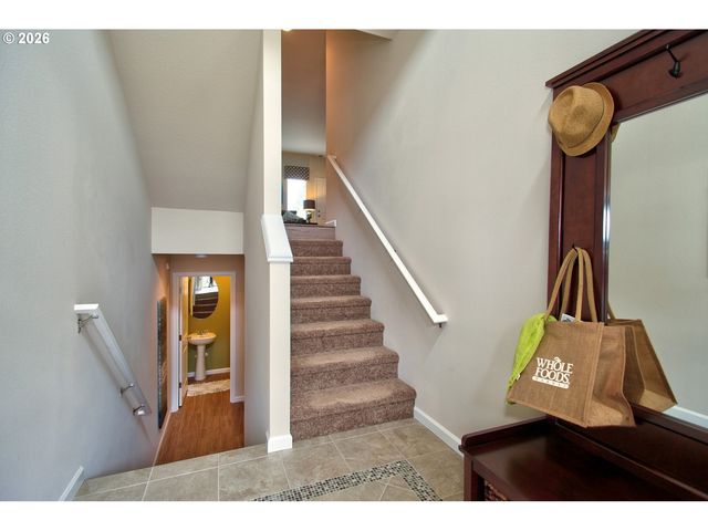 10415 Ne AVERY Way, Hillsboro, OR 97006