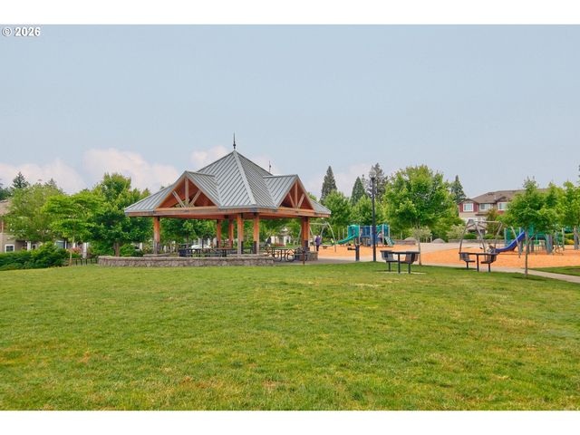 10415 Ne AVERY Way, Hillsboro, OR 97006