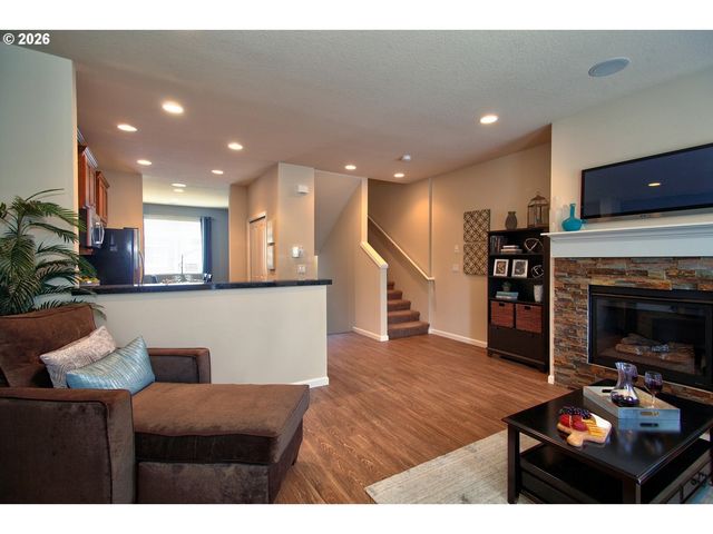 10415 Ne AVERY Way, Hillsboro, OR 97006