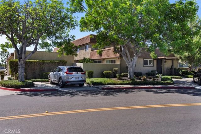 8615 York, La Palma, CA 90623