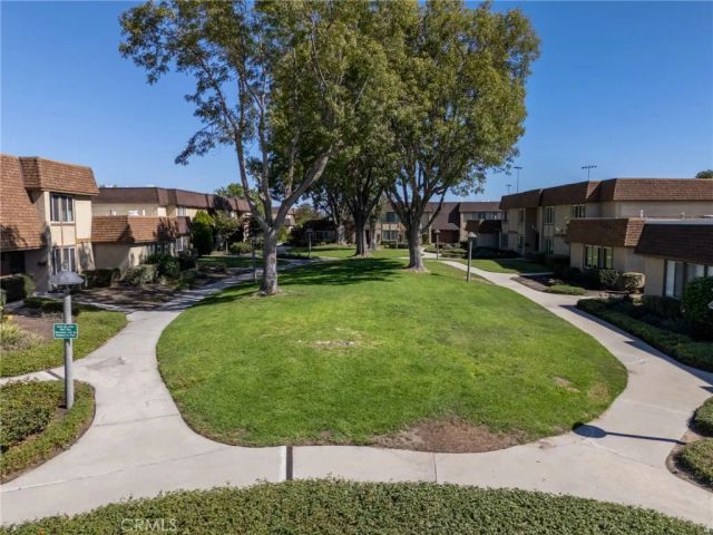 8615 York, La Palma, CA 90623