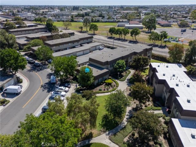 8615 York, La Palma, CA 90623