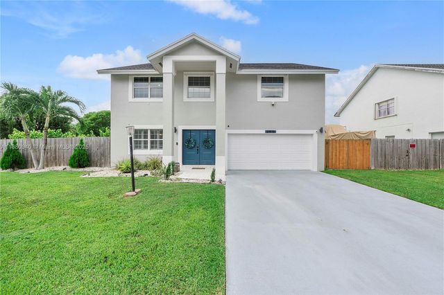 21970 SW 97th Ct, Cutler Bay, FL 33190