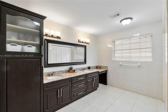 21970 SW 97th Ct, Cutler Bay, FL 33190