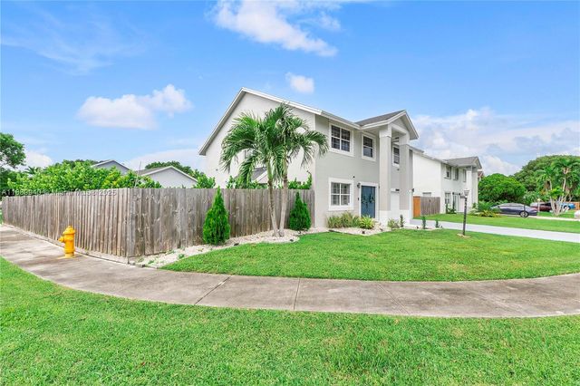 21970 SW 97th Ct, Cutler Bay, FL 33190