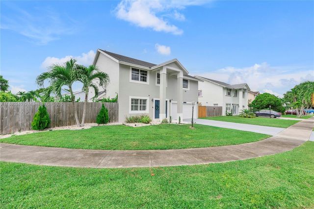 21970 SW 97th Ct, Cutler Bay, FL 33190