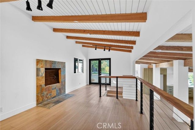 6324 Grape, Los Angeles, CA 90068