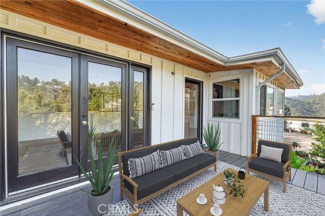 6324 Grape, Los Angeles, CA 90068