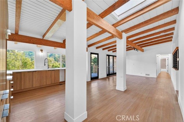 6324 Grape, Los Angeles, CA 90068